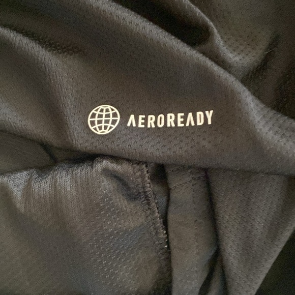 Mens Adidas Aeroready Black Short Sleeve Tee size medium - Picture 7 of 7